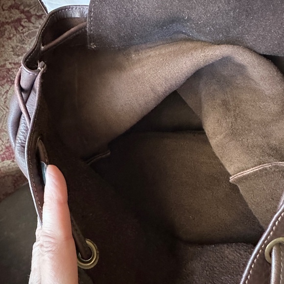 100% Leather Large M LONDON Vintage Backpack Maroon/Brown, Suede Interior Bag - Picture 4 of 13